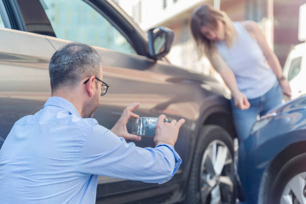 Professional Commercial Auto Insurance technician working in Highland Beach, FL